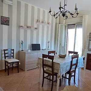 https://grazioso-appartamento-con-posto-auto.palermohotels.org
